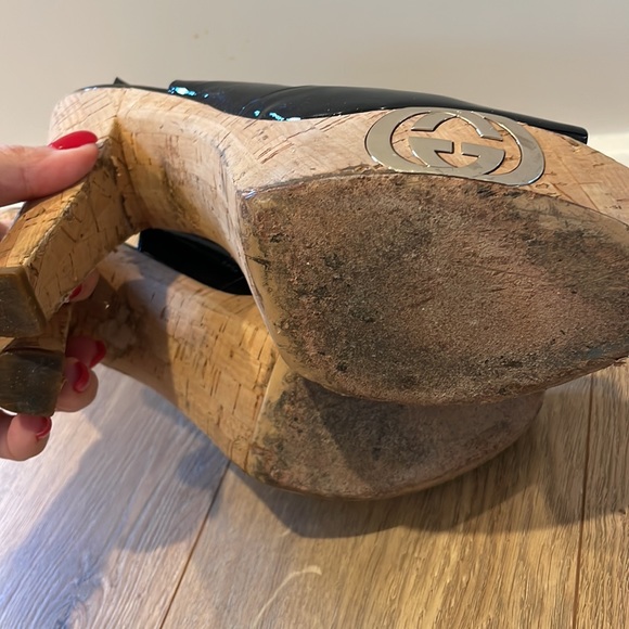 GUCCI 10 black patent cork platform shoe sandal heels - Picture 8 of 8